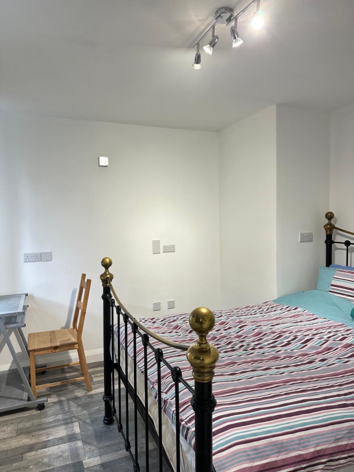 Shakespeare House No. 1 Rooms ダービー エクステリア 写真